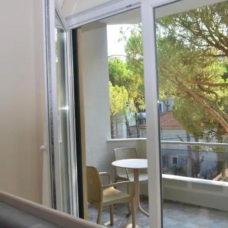 Rezidenca Kalter Durres Apartamento Golem (Tirana)