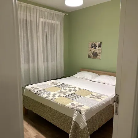 Rezidenca Kalter Durres * Golem (Tirana)