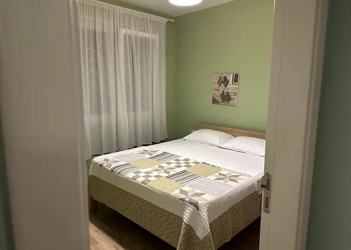 Rezidenca Kalter Durres * Golem (Tirana)