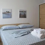 Rezidenca Kalter Durres 格勒姆